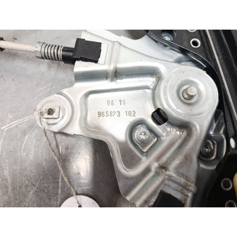 Recambio de elevalunas electrico delantero izquierdo para opel insignia a (g09) 2.0 cdti (68) referencia OEM IAM 20952453  