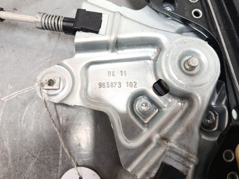 Recambio de elevalunas electrico delantero izquierdo para opel insignia a (g09) 2.0 cdti (68) referencia OEM IAM 20952453  