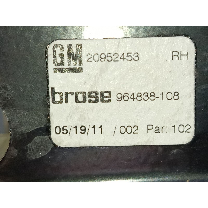 Recambio de elevalunas electrico delantero izquierdo para opel insignia a (g09) 2.0 cdti (68) referencia OEM IAM 20952453  