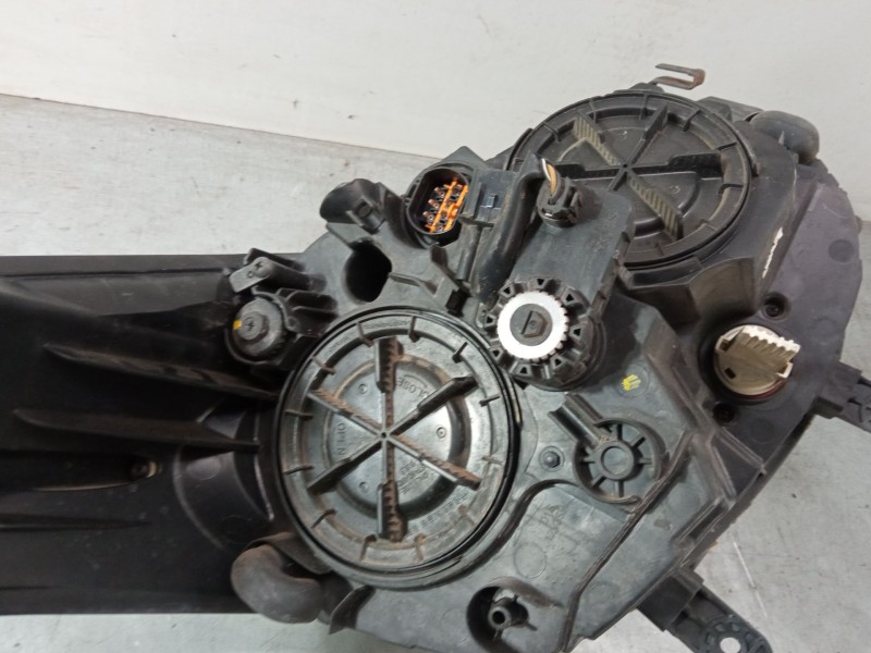 Recambio de faro izquierdo para hyundai i40 i (vf) 1.7 crdi referencia OEM IAM 921013ZXXX  