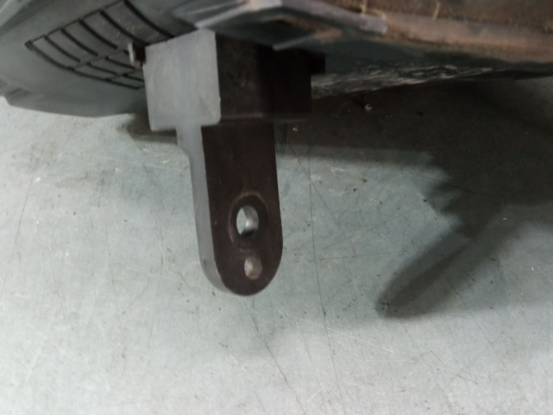 Recambio de faro derecho para hyundai i40 i (vf) 1.7 crdi referencia OEM IAM 921023ZXXX  