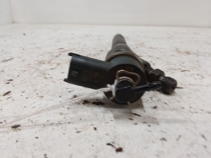 Recambio de inyector para hyundai i40 i (vf) 1.7 crdi referencia OEM IAM 338002A800  