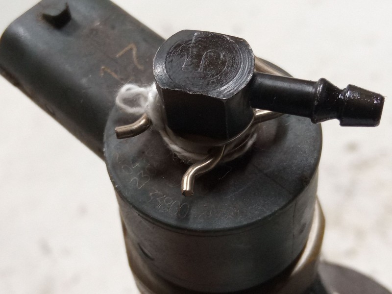 Recambio de inyector para hyundai i40 i (vf) 1.7 crdi referencia OEM IAM 338002A800  