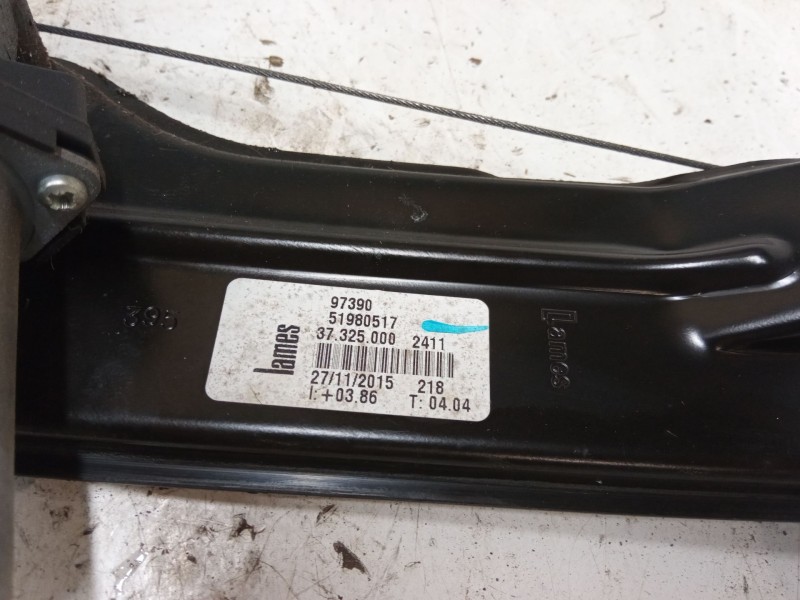 Recambio de elevalunas electrico delantero derecho para fiat 500l (351_, 352_) 1.4 (199lyb1b) referencia OEM IAM 51980517  