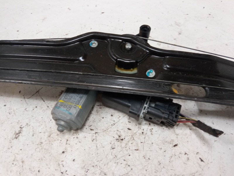 Recambio de elevalunas electrico delantero derecho para fiat 500l (351_, 352_) 1.4 (199lyb1b) referencia OEM IAM 51980517  