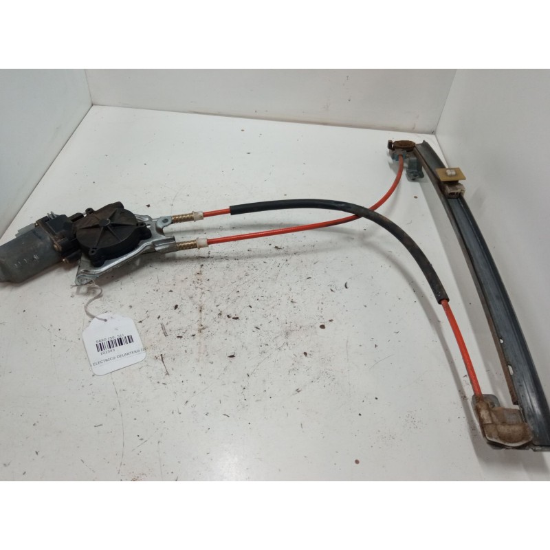Recambio de elevalunas electrico delantero izquierdo para citroën saxo (s0, s1) 1.5 d referencia OEM IAM 400671 T5  