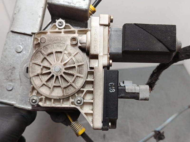 Recambio de elevalunas electrico delantero izquierdo para citroën c2 (jm_) 1.4 hdi referencia OEM IAM 9641241380  