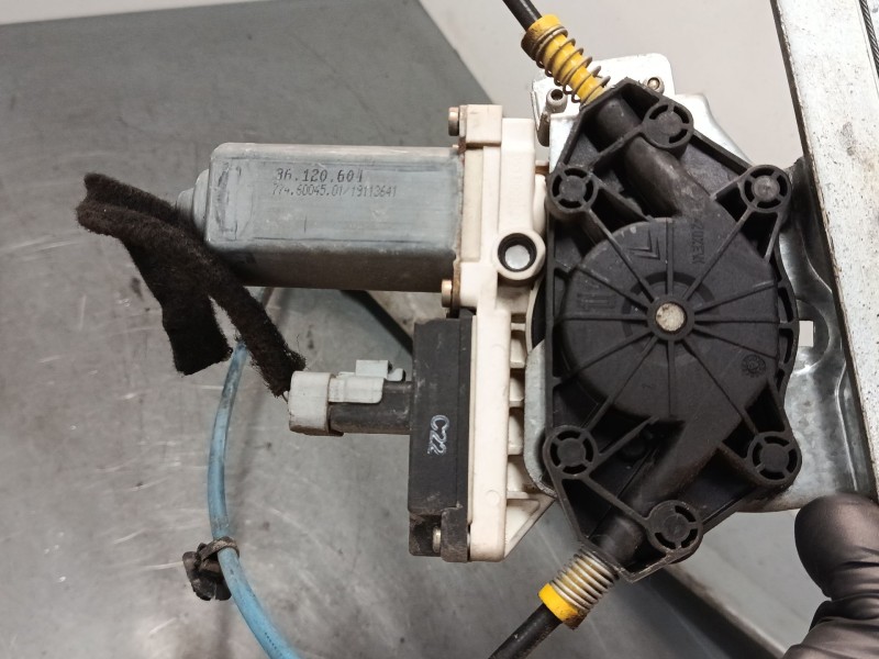 Recambio de elevalunas electrico delantero izquierdo para citroën c2 (jm_) 1.4 hdi referencia OEM IAM 9641241380  