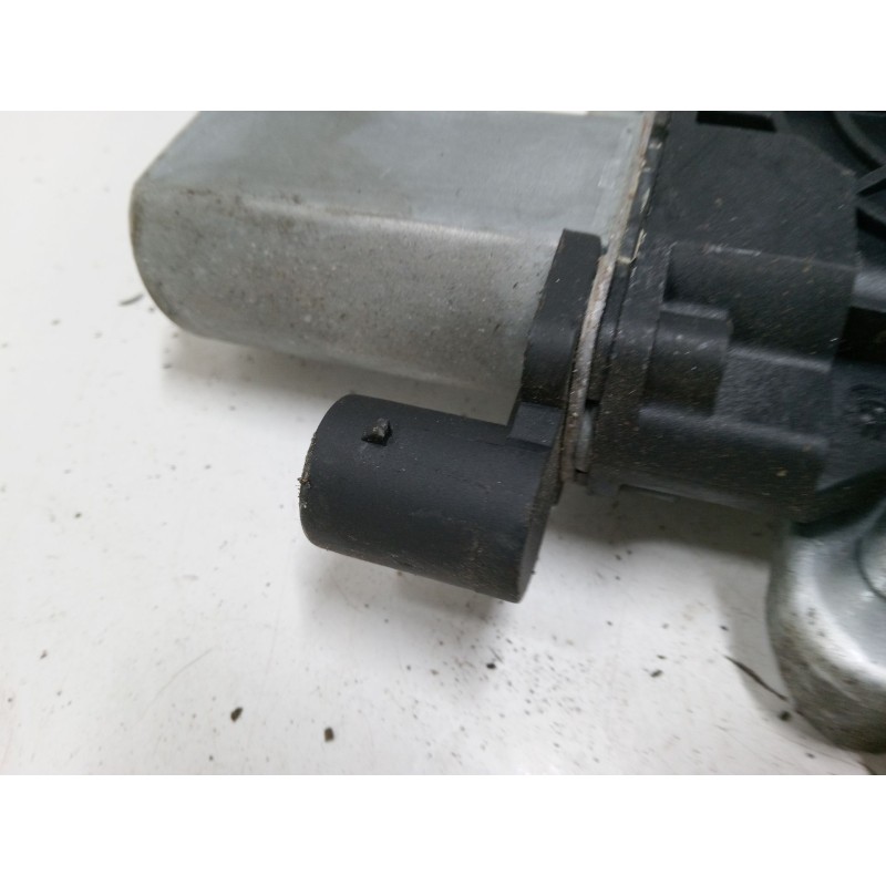 Recambio de elevalunas electrico delantero izquierdo para renault clio ii (bb_, cb_) 1.4 16v (b/cb0p, bb13) referencia OEM IAM  