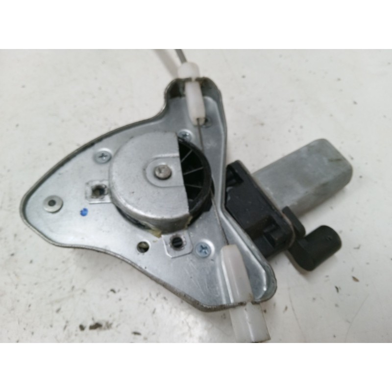 Recambio de elevalunas electrico delantero izquierdo para renault clio ii (bb_, cb_) 1.4 16v (b/cb0p, bb13) referencia OEM IAM  