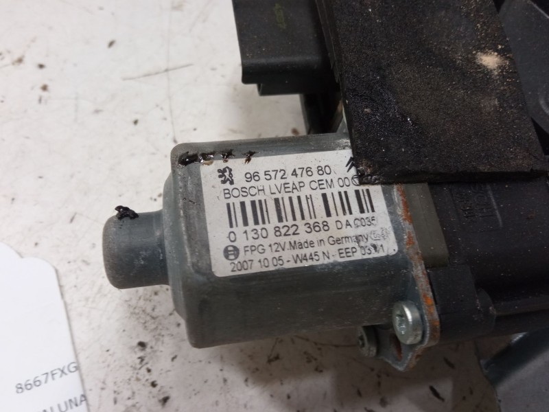 Recambio de elevalunas electrico delantero izquierdo para peugeot 308 i (4a_, 4c_) 1.6 hdi referencia OEM IAM 0130822368DA  