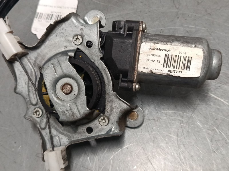 Recambio de elevalunas electrico delantero izquierdo para renault clio ii (bb_, cb_) 1.5 dci (b/cb08) referencia OEM IAM 400733 