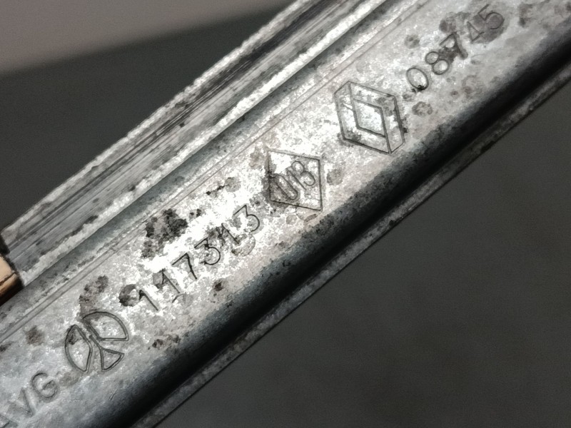 Recambio de elevalunas electrico delantero izquierdo para renault clio ii (bb_, cb_) 1.5 dci (b/cb08) referencia OEM IAM 400733 