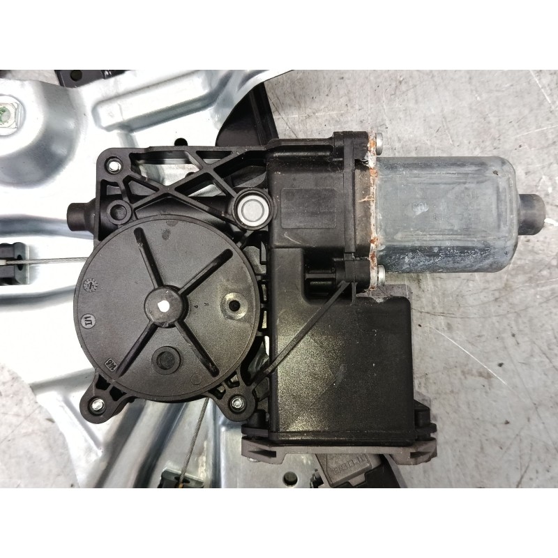 Recambio de elevalunas electrico delantero izquierdo para opel astra j (p10) 1.4 turbo (68) referencia OEM IAM 92048106  