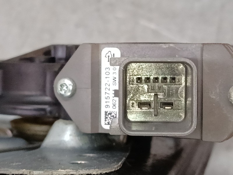 Recambio de elevalunas electrico delantero izquierdo para opel astra j (p10) 1.4 turbo (68) referencia OEM IAM 92048106  