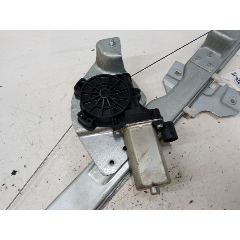Recambio de elevalunas electrico delantero izquierdo para dacia sandero (bs_) 1.6 mpi 85 (bs03) referencia OEM IAM 9030255  