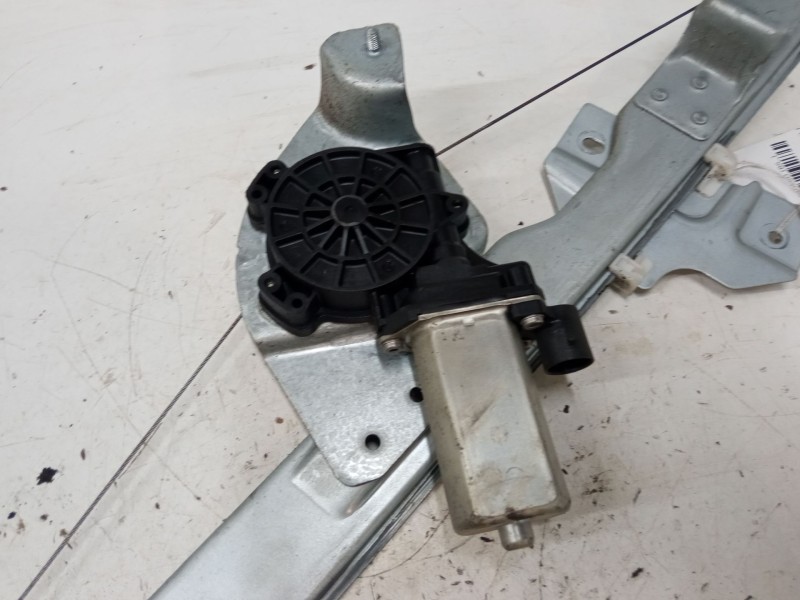 Recambio de elevalunas electrico delantero izquierdo para dacia sandero (bs_) 1.6 mpi 85 (bs03) referencia OEM IAM 9030255  