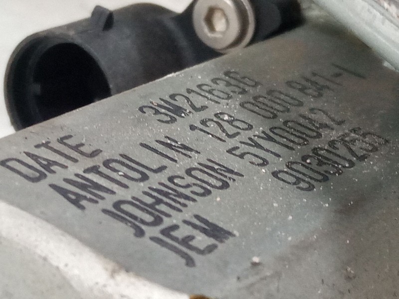 Recambio de elevalunas electrico delantero izquierdo para dacia sandero (bs_) 1.6 mpi 85 (bs03) referencia OEM IAM 9030255  