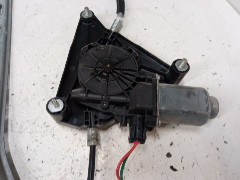 Recambio de elevalunas electrico delantero izquierdo para peugeot 108 1.2 referencia OEM IAM   