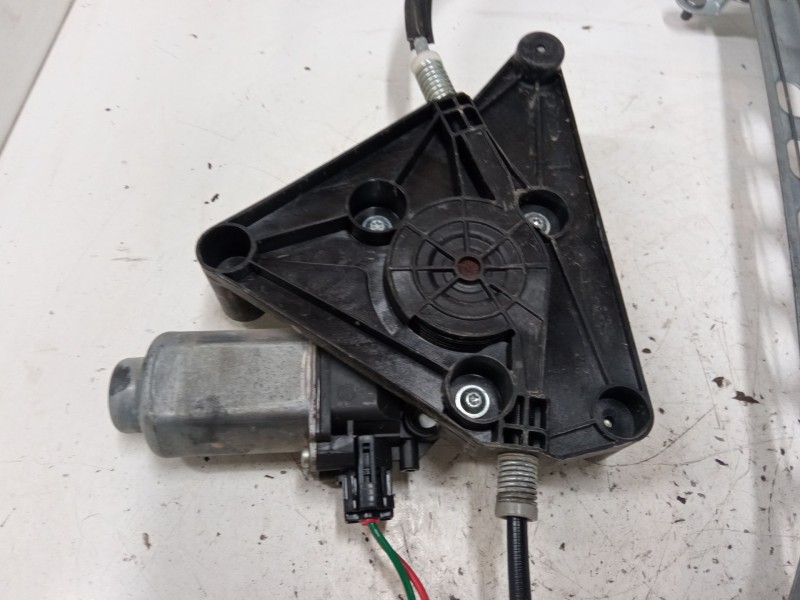 Recambio de elevalunas electrico delantero izquierdo para peugeot 108 1.2 referencia OEM IAM   
