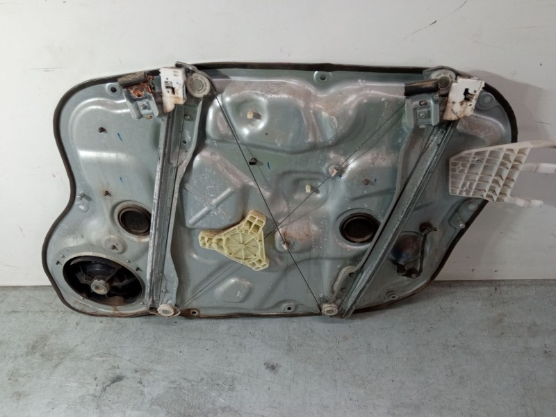 Recambio de elevalunas electrico delantero izquierdo para kia cee´d hatchback (ed) 1.4 referencia OEM IAM 402055 D  