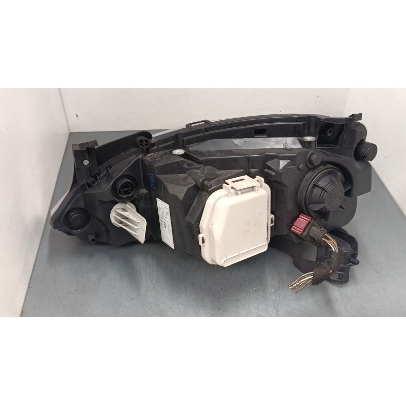 Recambio de faro derecho para opel corsa c (x01) 1.3 cdti (f08, f68) referencia OEM IAM   