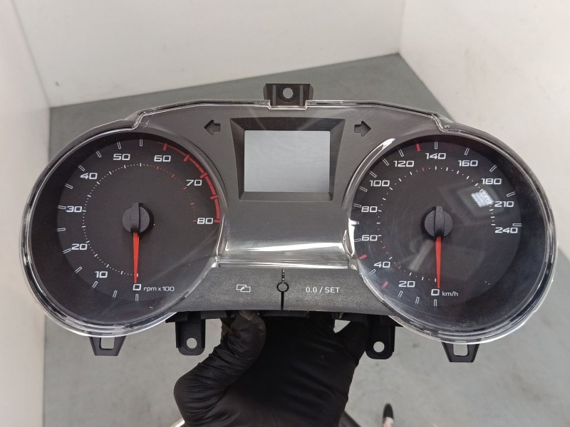 Recambio de cuadro instrumentos para seat ibiza iv sc (6j1, 6p5) 1.4 referencia OEM IAM 6J0920800K  