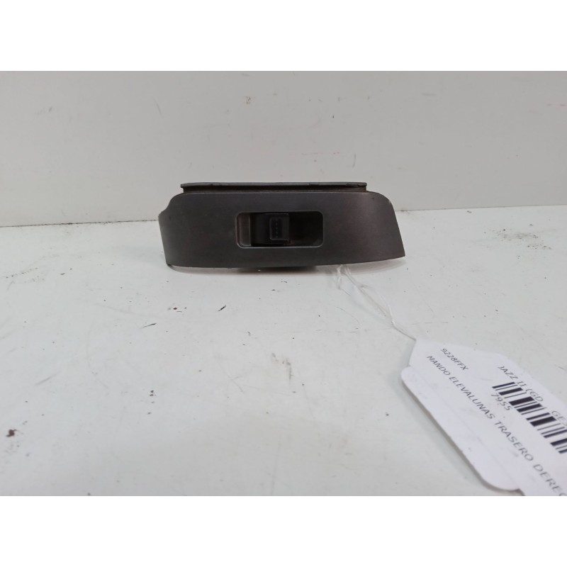 Recambio de mando elevalunas trasero derecho para honda jazz ii (gd_, ge3, ge2) 1.3 idsi (gd1) referencia OEM IAM   