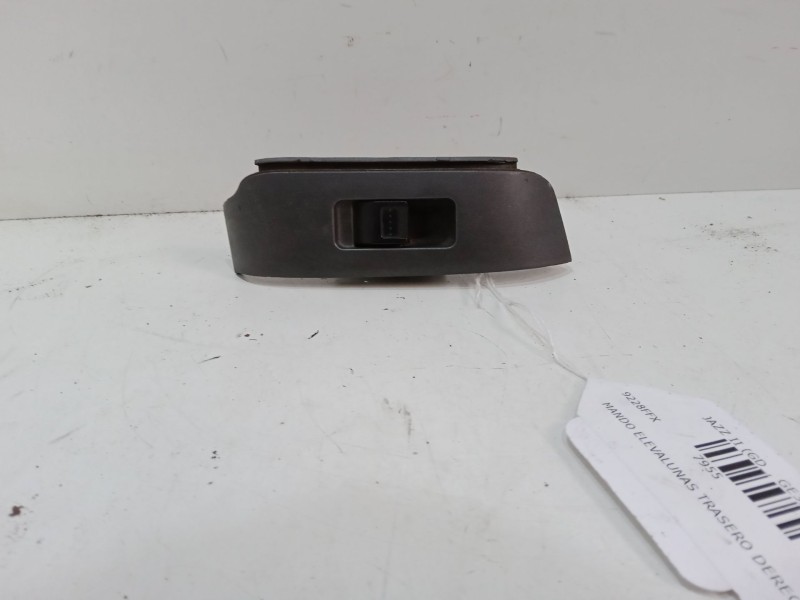 Recambio de mando elevalunas trasero derecho para honda jazz ii (gd_, ge3, ge2) 1.3 idsi (gd1) referencia OEM IAM   