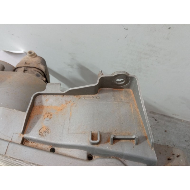 Recambio de faro derecho para citroën jumpy i furgoneta (bs_, bt_, by_, bz_) 2.0 hdi 95 referencia OEM IAM   
