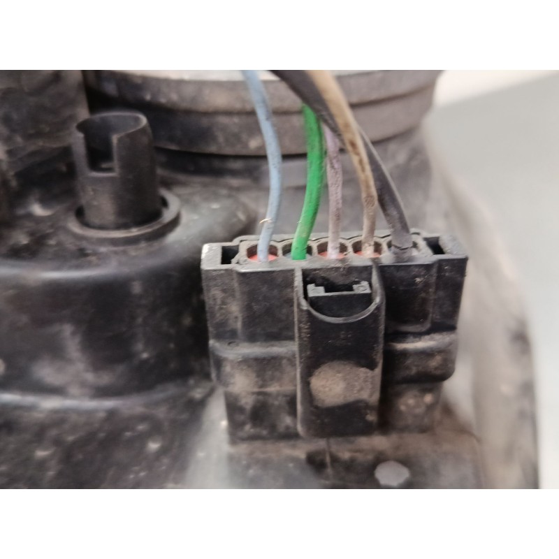 Recambio de faro izquierdo para renault clio ii (bb_, cb_) 1.2 (bb0a, bb0f, bb10, bb1k, bb28, bb2d, bb2h, cb0a,... referencia OE