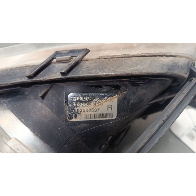 Recambio de faro antiniebla derecho para opel insignia a sports tourer (g09) 2.0 cdti (35) referencia OEM IAM 13226829  