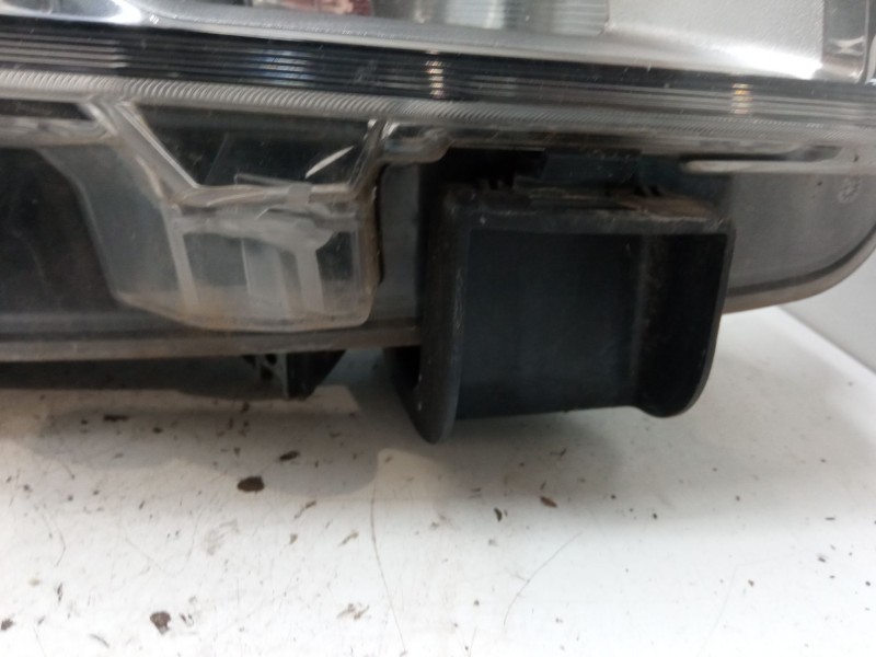 Recambio de faro derecho para nissan qashqai i (j10, nj10) 1.5 dci referencia OEM IAM 26010BR00A  