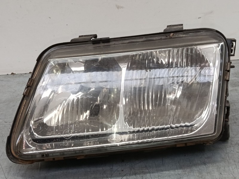 Recambio de faro izquierdo para audi a3 (8l1) 1.8 t referencia OEM IAM 96303500  