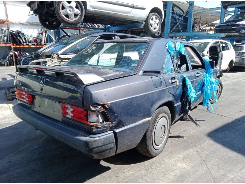 mercedes-benz 190 (w201) del año 1989