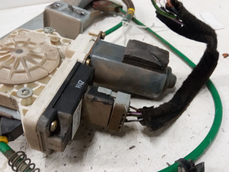 Recambio de elevalunas electrico delantero izquierdo para citroën c2 (jm_) 1.4 hdi referencia OEM IAM 9746006027  