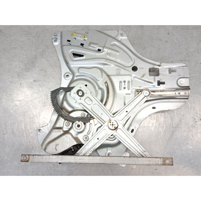Recambio de elevalunas electrico delantero izquierdo para hyundai ix35 (lm, el, elh) 2.0 crdi referencia OEM IAM 402389A  