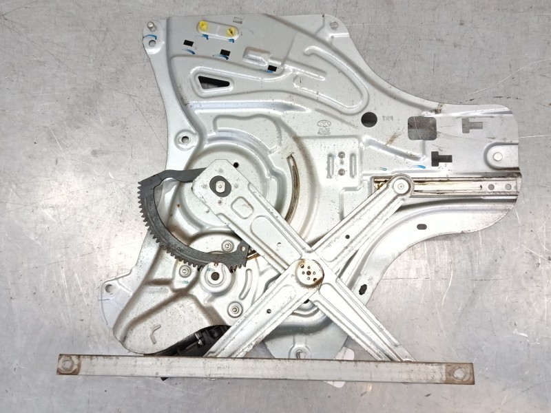 Recambio de elevalunas electrico delantero izquierdo para hyundai ix35 (lm, el, elh) 2.0 crdi referencia OEM IAM 402389A  