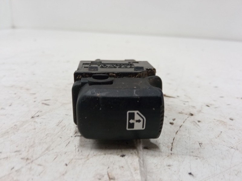 Recambio de mando elevalunas trasero derecho para hyundai santa fé ii (cm) 2.2 crdi gls referencia OEM IAM   