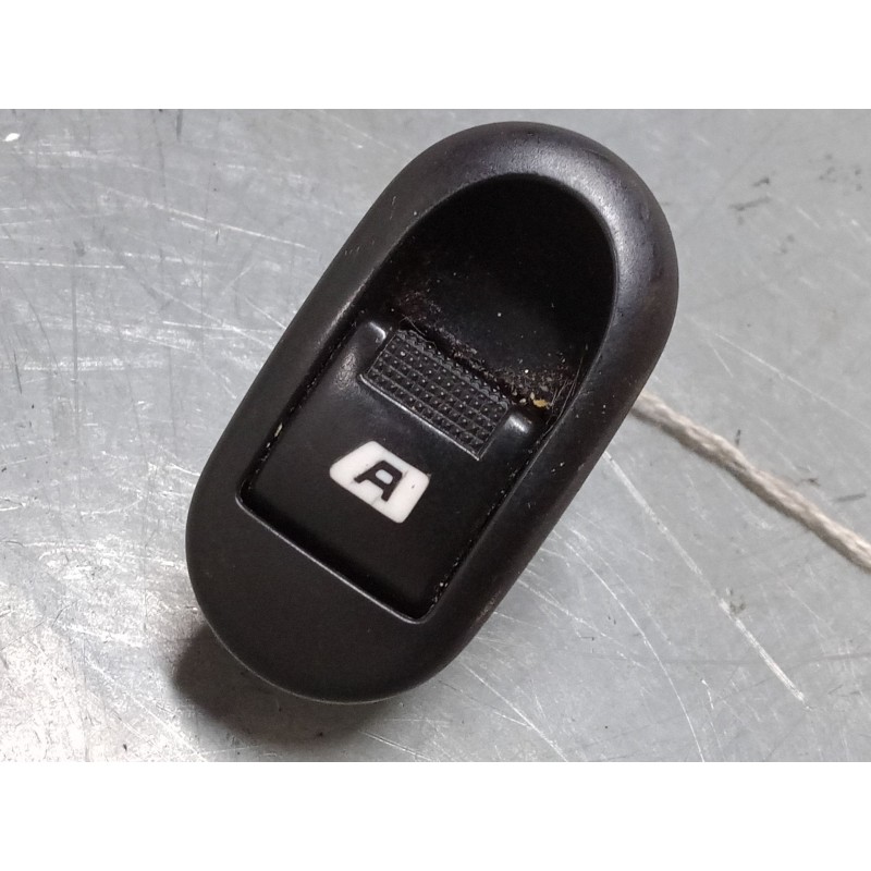 Recambio de mando elevalunas delantero derecho para citroën c3 i (fc_, fn_) 1.4 i referencia OEM IAM   