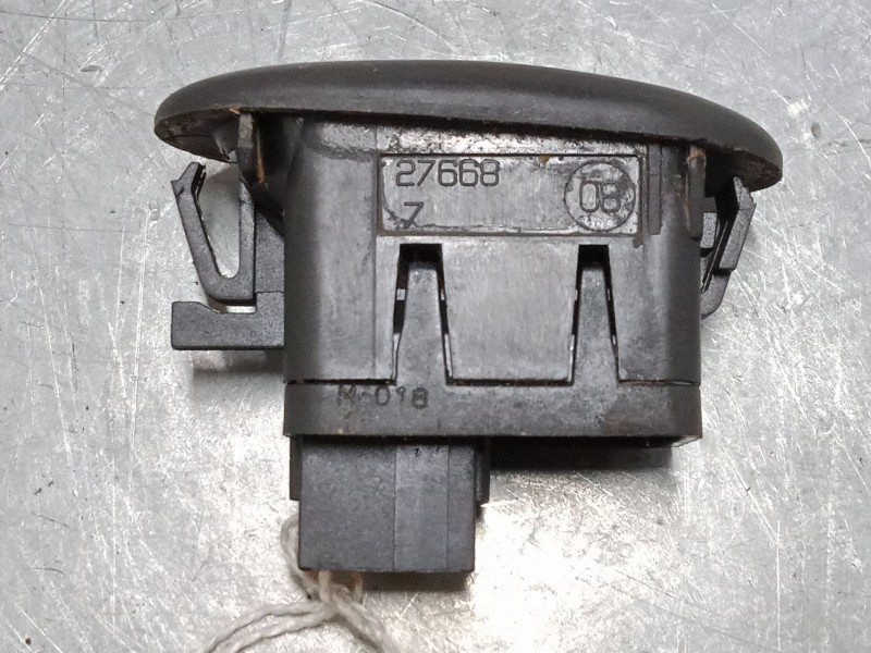 Recambio de mando elevalunas delantero derecho para citroën c3 i (fc_, fn_) 1.4 i referencia OEM IAM   