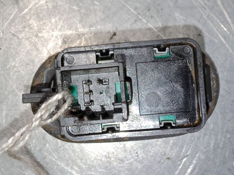 Recambio de mando elevalunas delantero derecho para citroën c3 i (fc_, fn_) 1.4 i referencia OEM IAM   