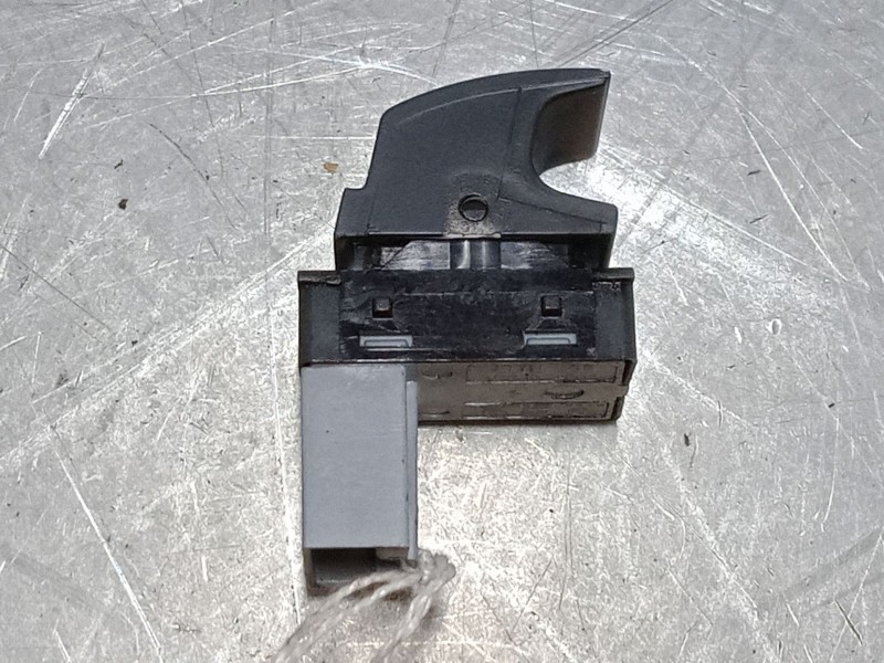 Recambio de mando elevalunas delantero derecho para seat ibiza iv sc (6j1, 6p5) 1.6 tdi referencia OEM IAM   