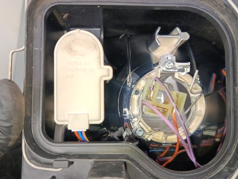 Recambio de faro derecho para ford transit furgoneta (fa_ _) 2.2 tdci referencia OEM IAM 6C1113W029BF  