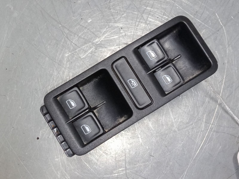 Recambio de mando elevalunas delantero izquierdo para volkswagen polo v (6r1, 6c1) 1.4 tdi referencia OEM IAM   