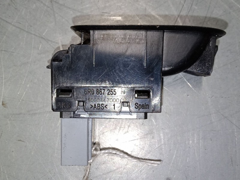 Recambio de mando elevalunas trasero derecho para volkswagen polo v (6r1, 6c1) 1.4 tdi referencia OEM IAM   