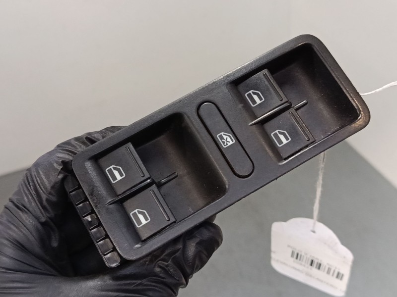 Recambio de mando elevalunas delantero izquierdo para volkswagen polo v (6r1, 6c1) 1.2 tdi referencia OEM IAM   