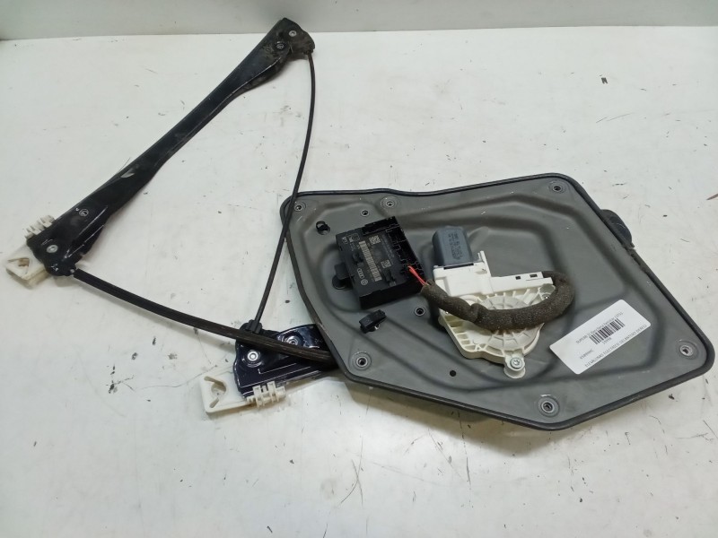 Recambio de elevalunas electrico delantero derecho para skoda superb ii station wagon (3t5) 2.0 tdi 16v referencia OEM IAM    Recambio de elevalunas electrico delantero derecho para skoda superb ii station wagon (3t5) 2.0 tdi 16v referencia OEM IAM