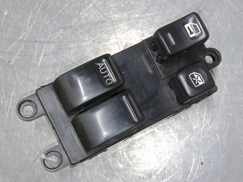 Recambio de mando elevalunas delantero izquierdo para nissan almera ii hatchback (n16) 1.5 referencia OEM IAM   