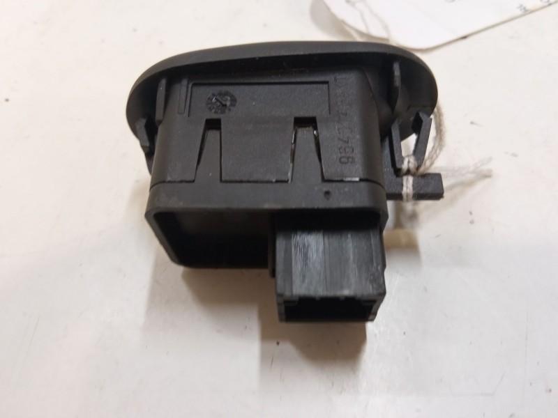 Recambio de mando elevalunas delantero derecho para citroën c3 i (fc_, fn_) 1.4 i referencia OEM IAM   